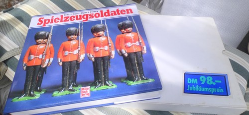 Buch spielzeugsoldaten vom - buch,